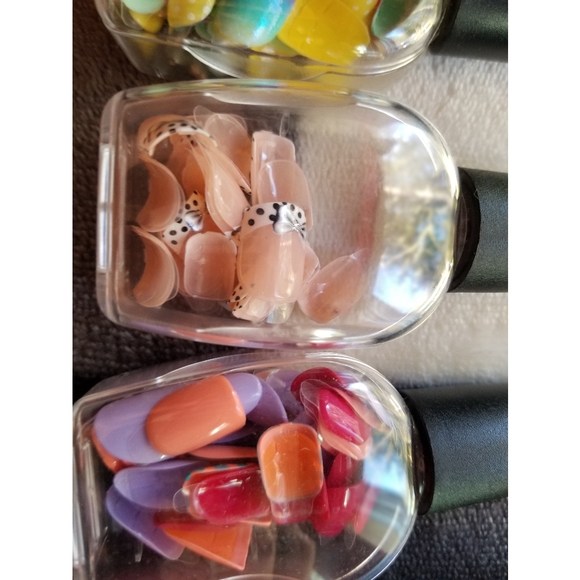 Collection of Press on Nails - Picture 10 of 13